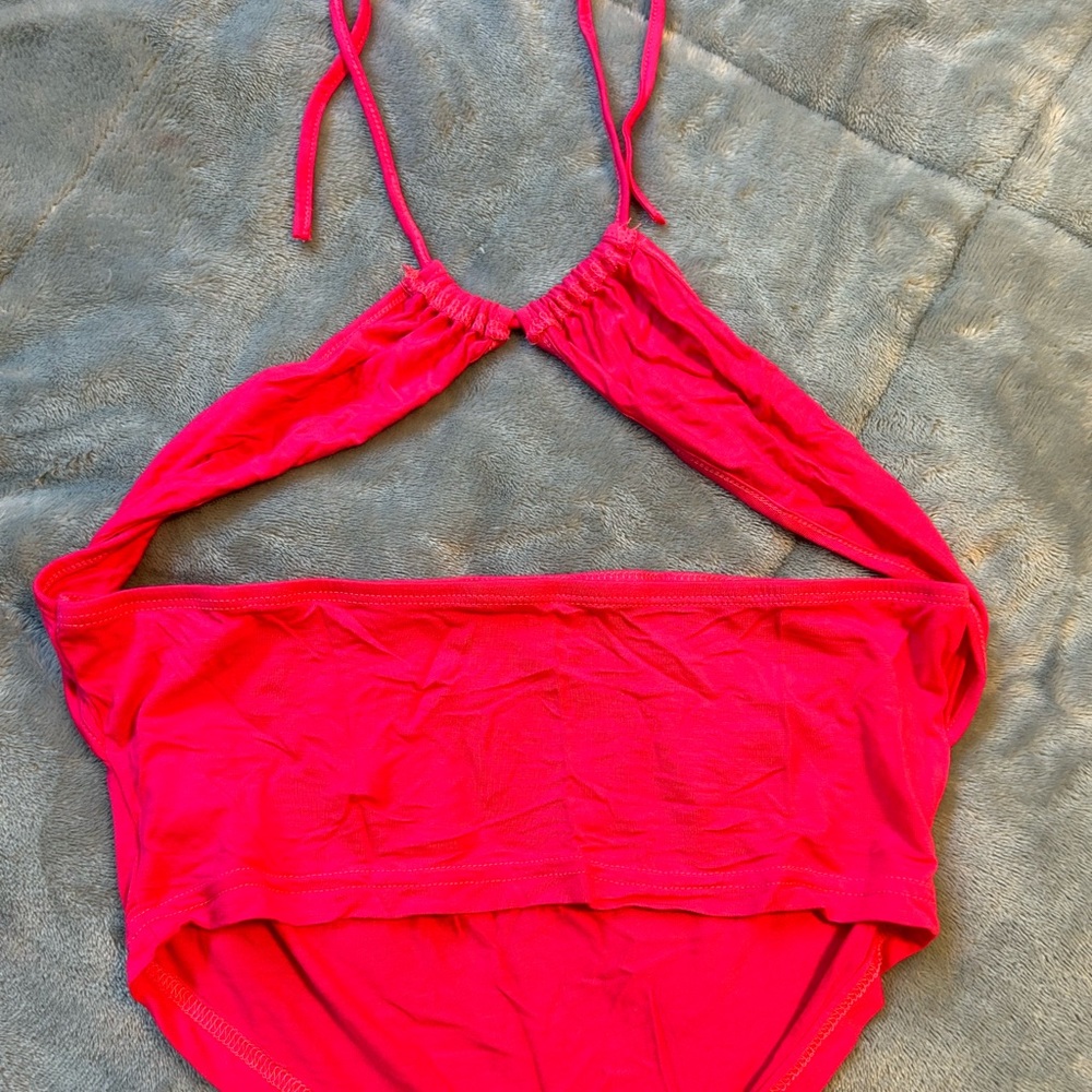 Crop top - Picture 2 of 3